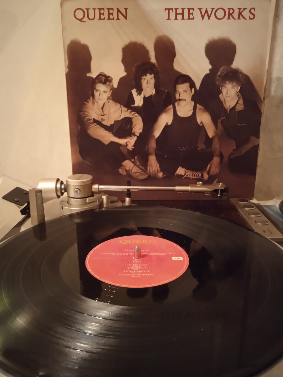 Английское издание альбома. 