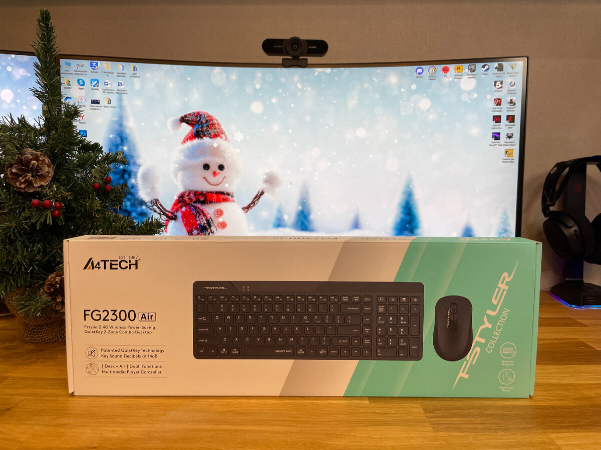 Набор поставляется в довольно плотной картонной упаковке.