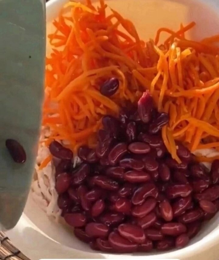 Салат кукуруза фасоль морковь по корейски сухарики