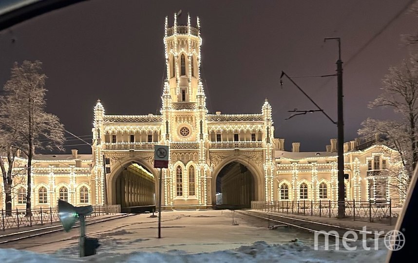    Празднично украшенный состав два дня будет радовать детей и взрослых на станции Новый Петергоф.@sm_beautiful23