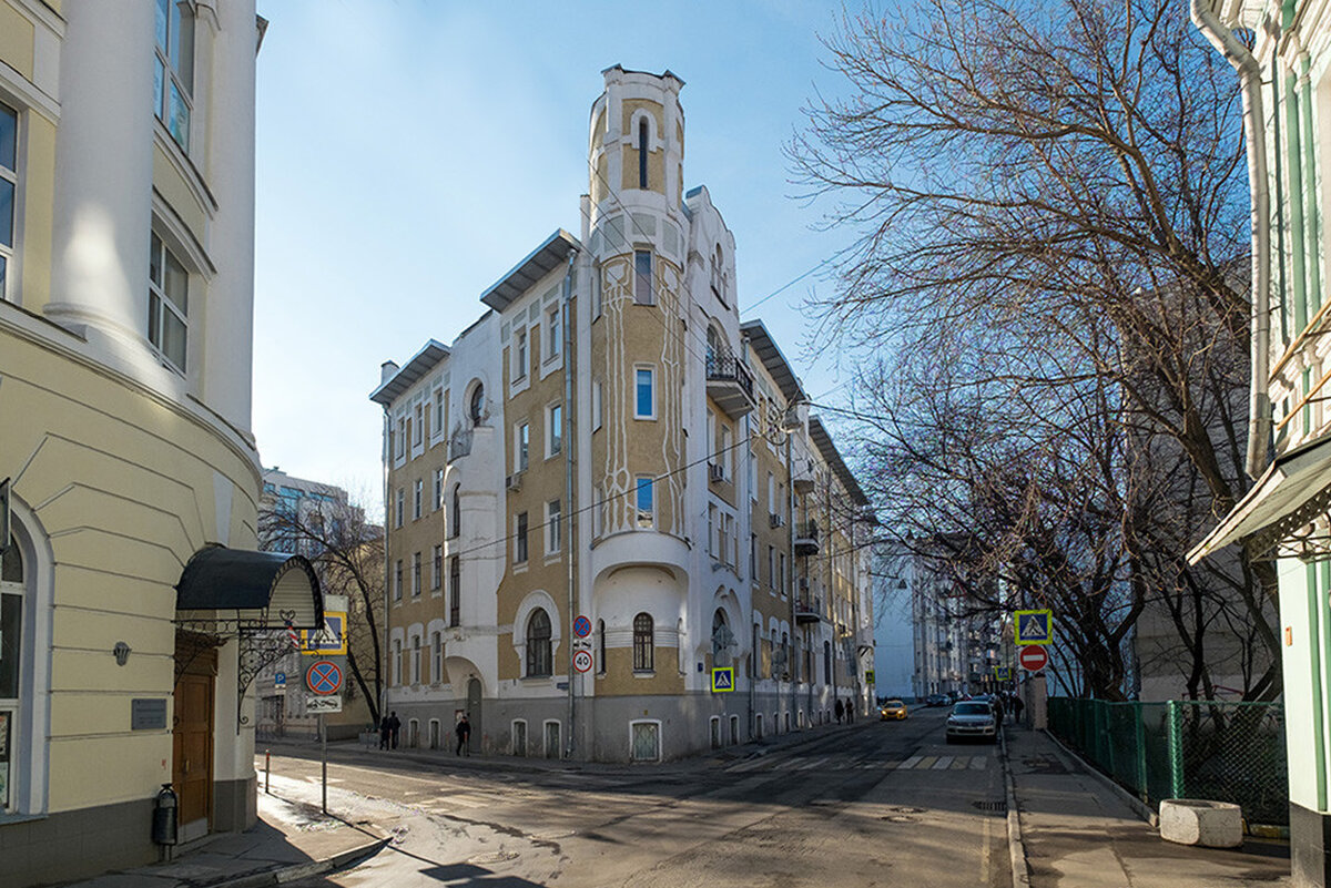 Дом в Подсосенском переулке, 18/5