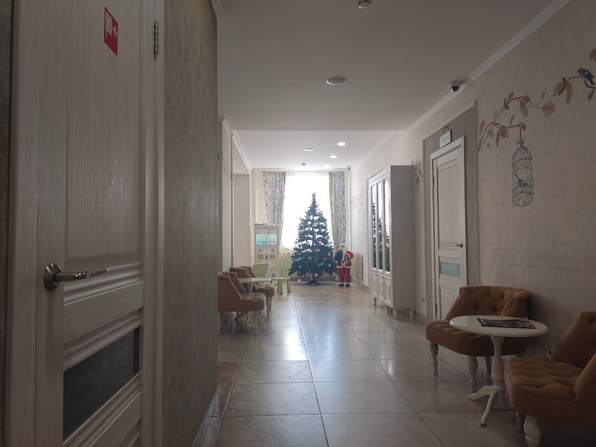 Вот такая красота в клинике. Детям очень нравится.