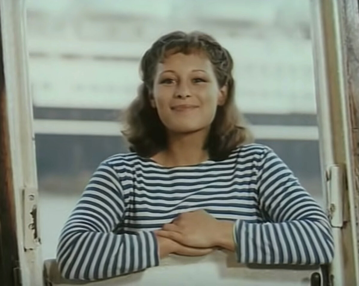 Кадр из кинофильма "Берегите женщин", 1981 г., режиссеры Виктор Макаров, Александр Полынников, сценаристы Анатолий Козак, Виктор Макаров, композитор Юрий Антонов (скриншот)