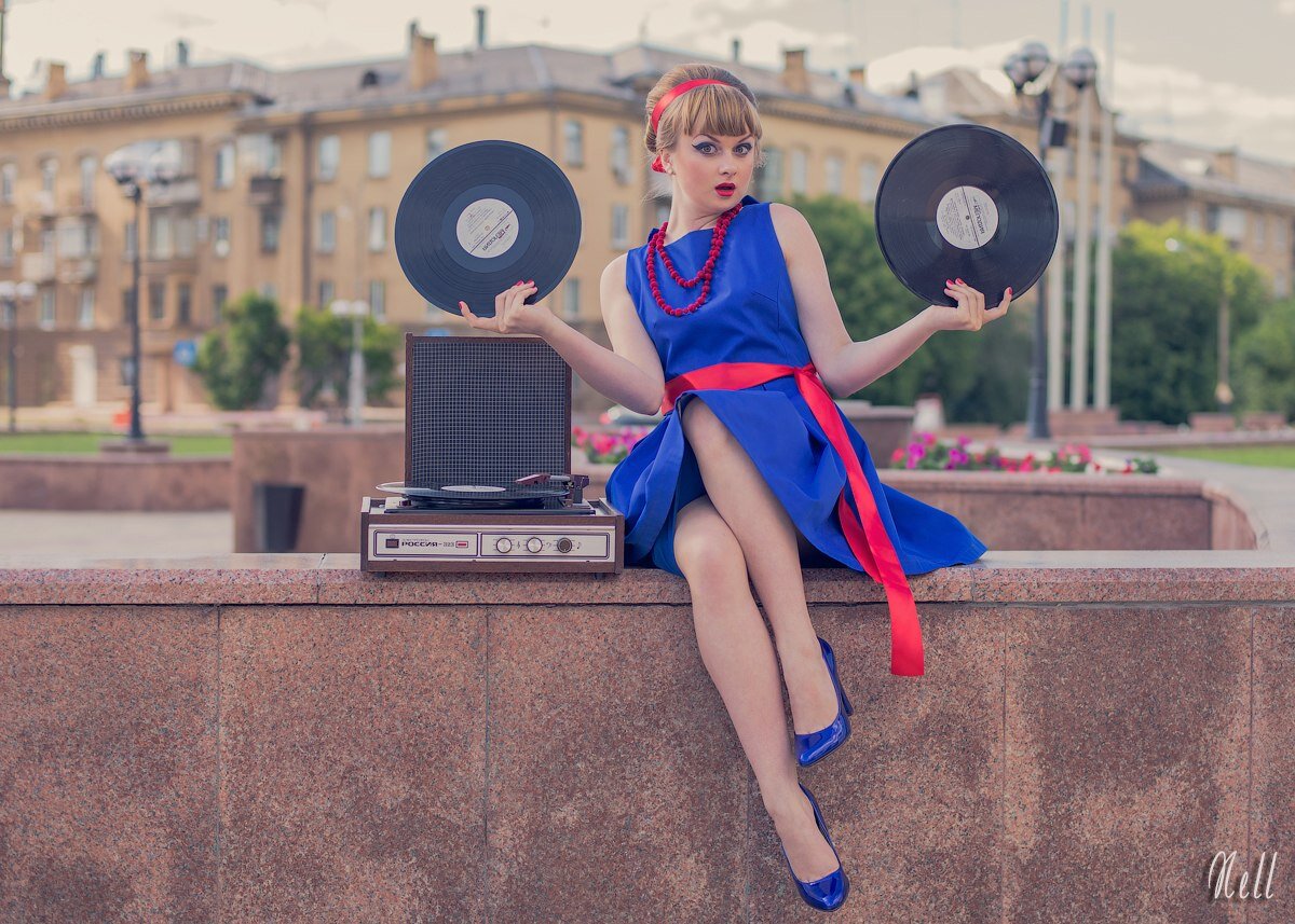 Фото девушка ретро стиль