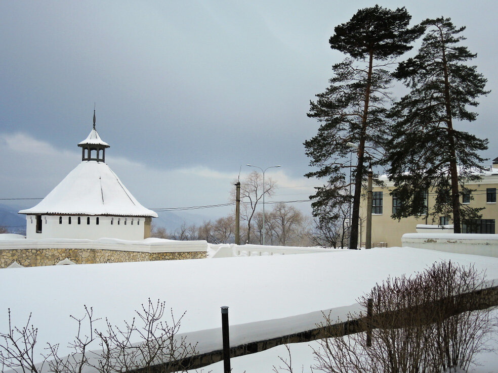 Церковь поселок