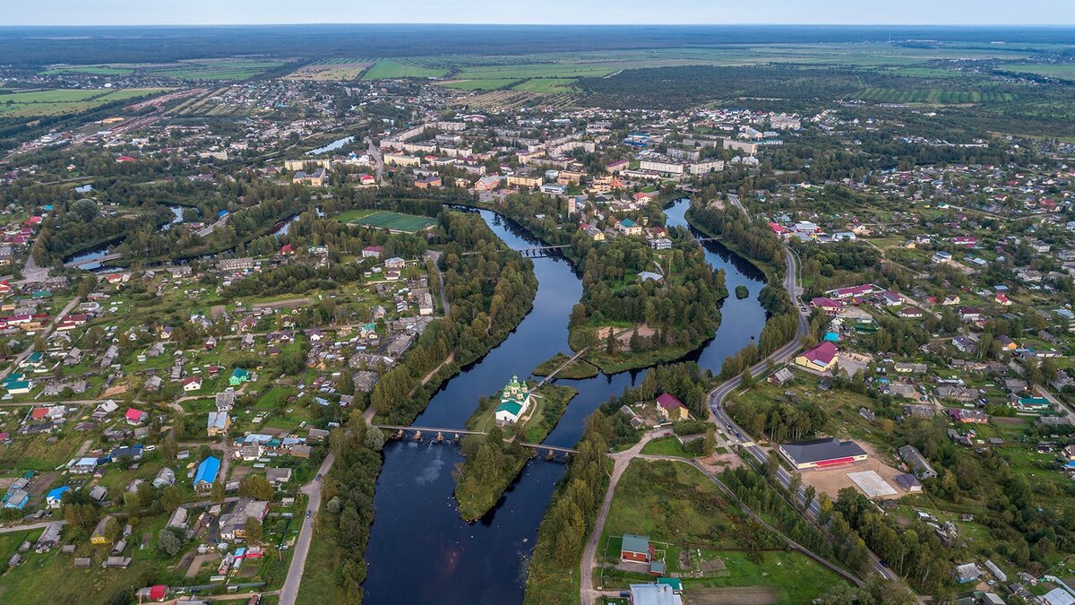 Автор: https://kareliya.ru/useful/olonec/olonec_sobor.html