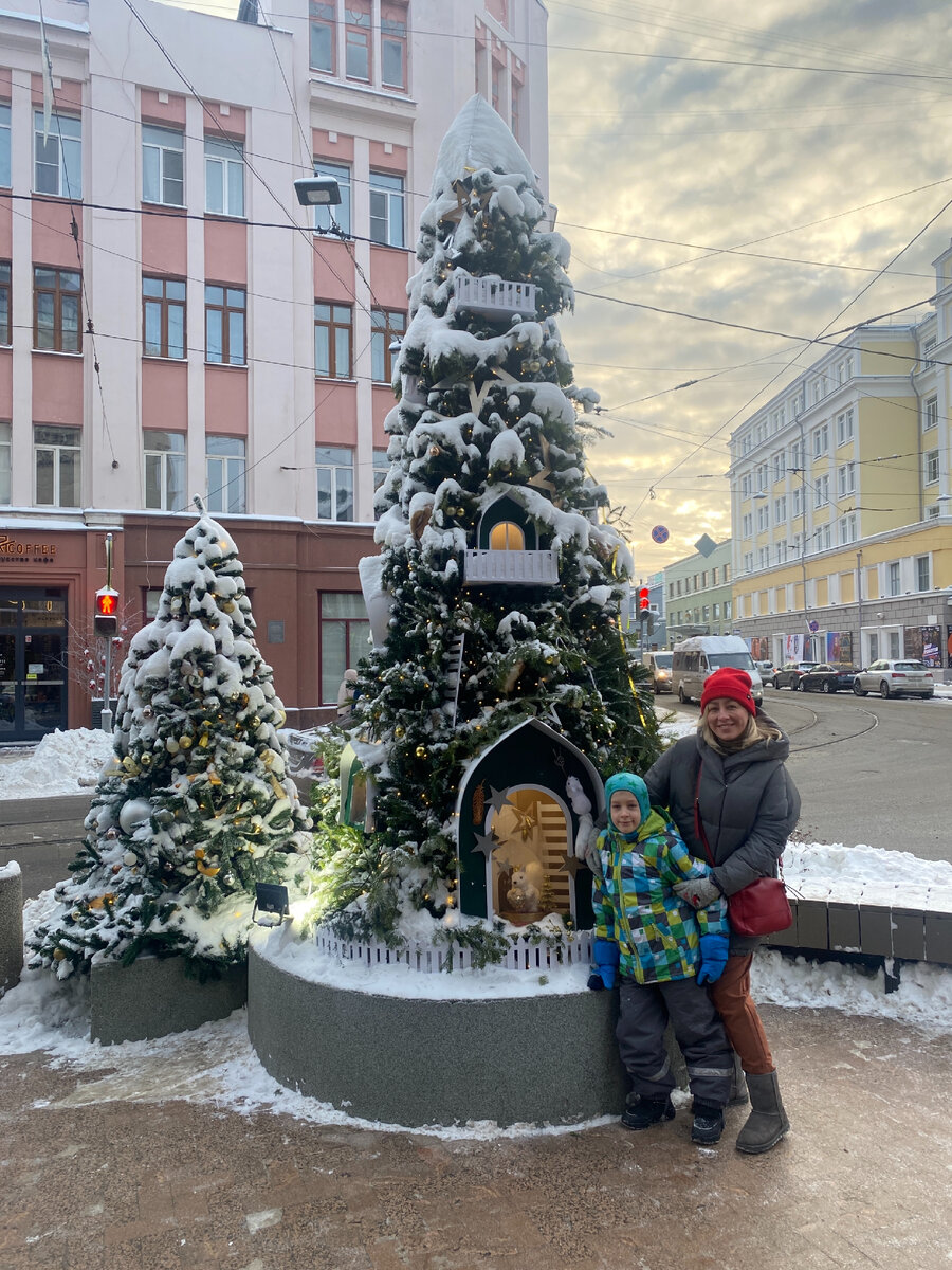 Фото автора. В прыжке от трамвая к музею можно зафиксировать красивое ))