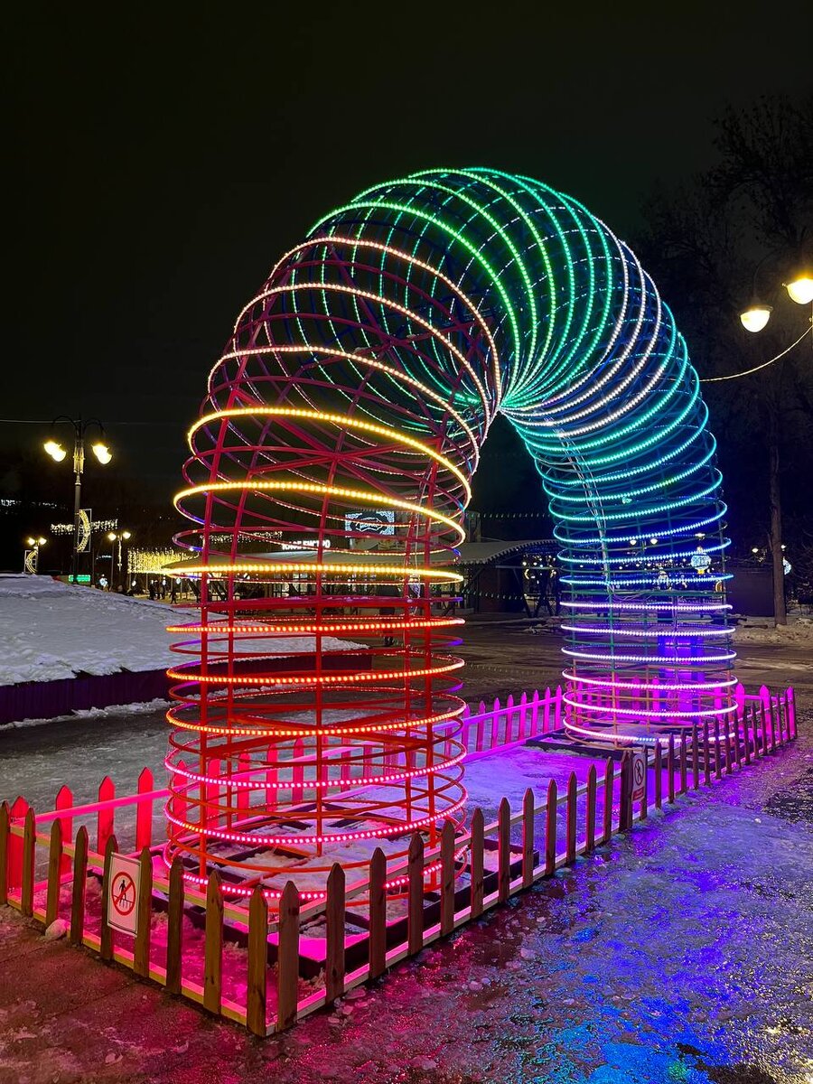 Она очень красиво переключает цвета