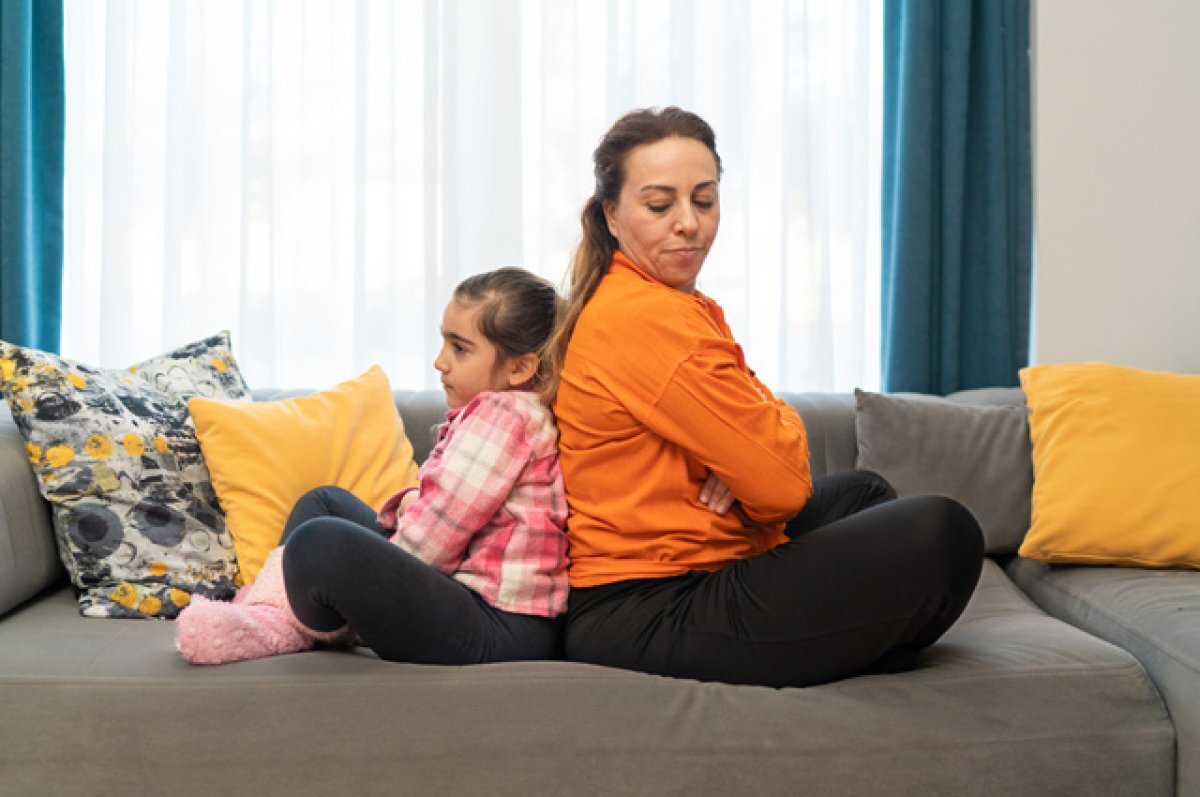 Ни звука. Психолог пояснил риски наказания молчанием | Аргументы и ...