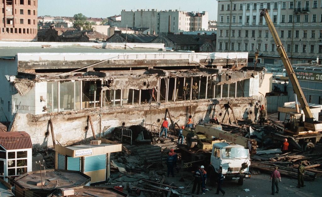 что было в санкт петербурге 100 лет назад