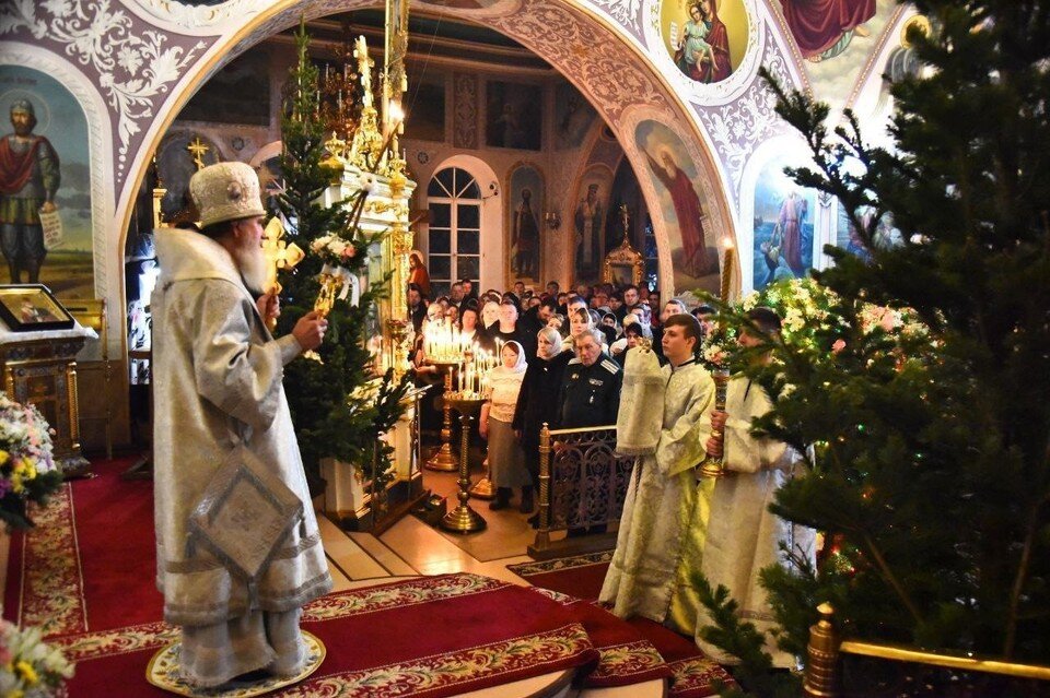 Палау со святой водой