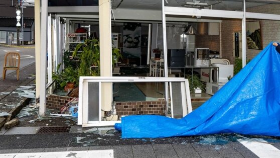   Число погибших из-за землетрясений в Японии достигло 128 Алина Городниченко