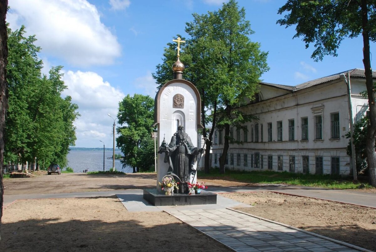 Что находится в городе