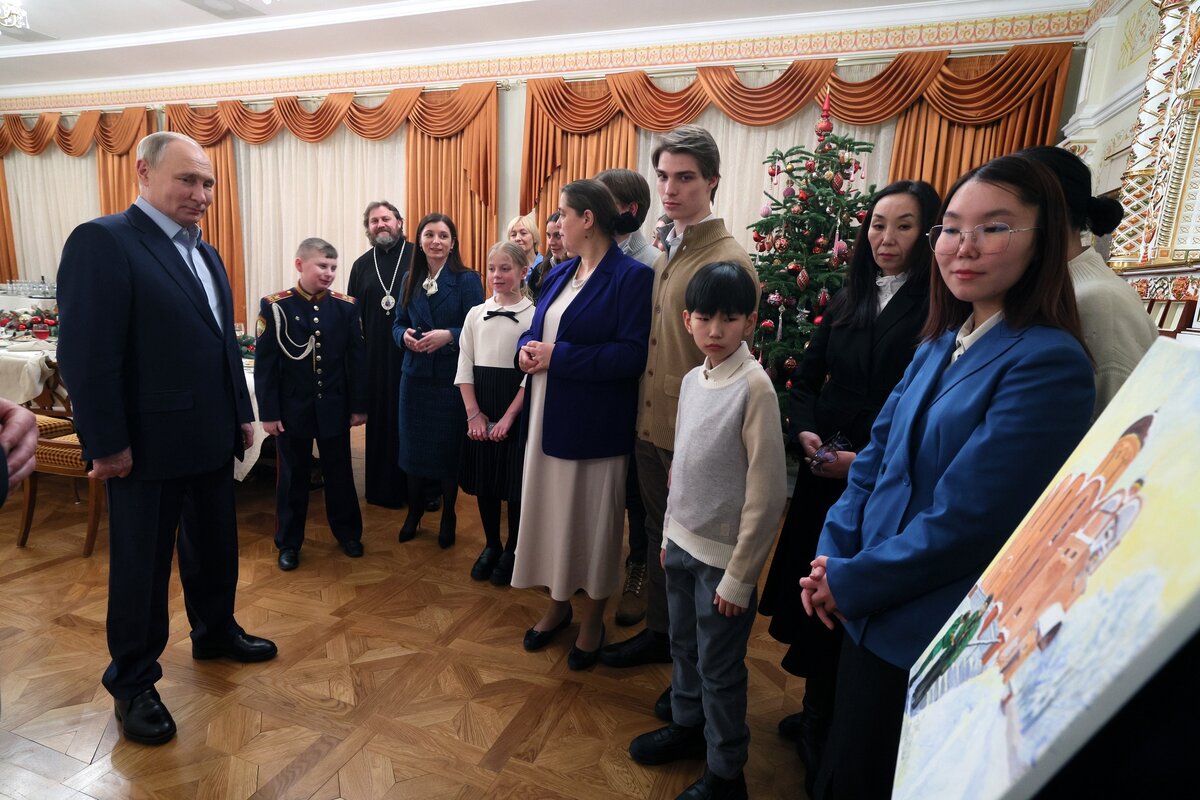 Расскажи семейные