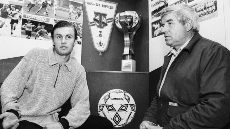 Сергей Шустиков с отцом Виктором в 1995 году. Фото Александр Федоров, «СЭ»