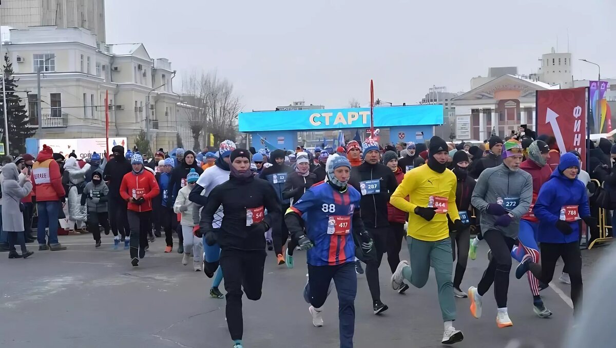     Традиционный Рождественский полумарафон завершился. Среди победителей — представители Омска, Новосибирска, Челябинской области и даже — Ямало-Ненецкого автономного округа.