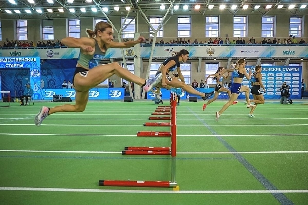    130 легкоатлетов участвуют в «Рождественских стартах» в Екатеринбурге