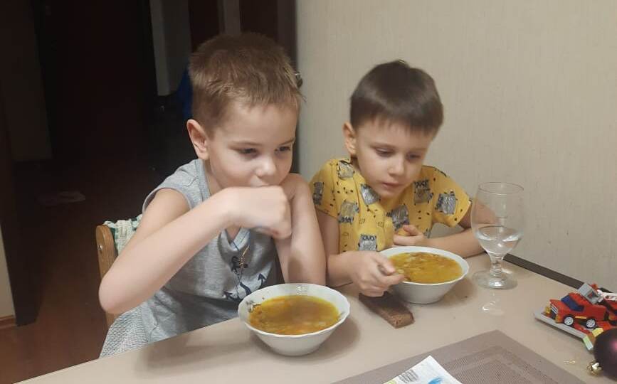 Празднуем с братом Рождество !