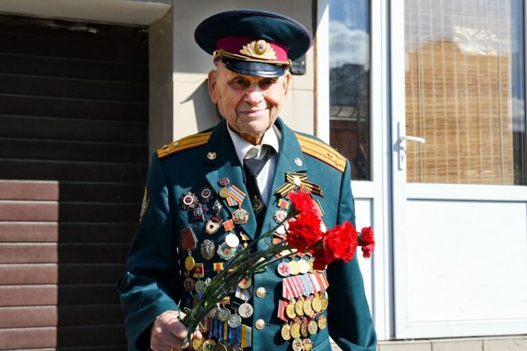Защитники родины