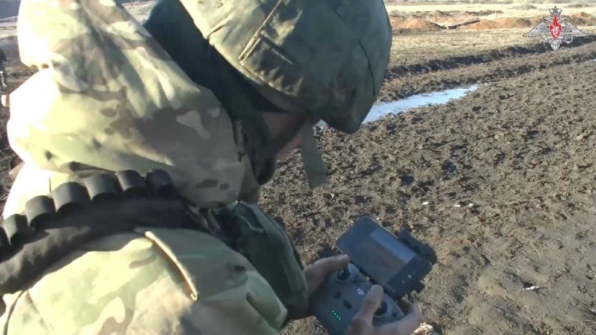 Темный маг возвращается на военную службу. Темный маг возвращается на военную службу