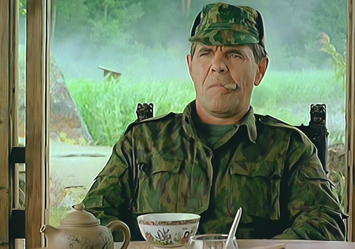 Кто бывал на подобных застольях, прекрасно поймут атмосферу...