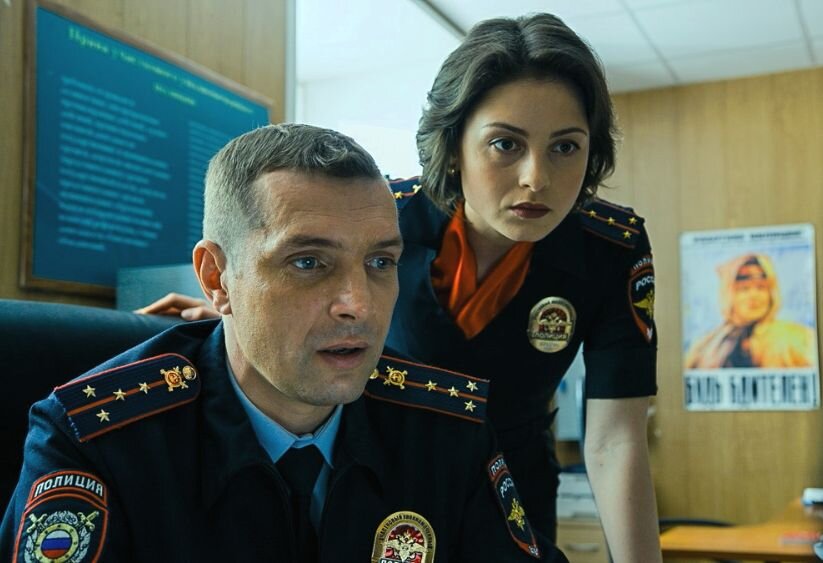 Многие зрители отметили обаяние Тюниной в сериале "Условный мент"