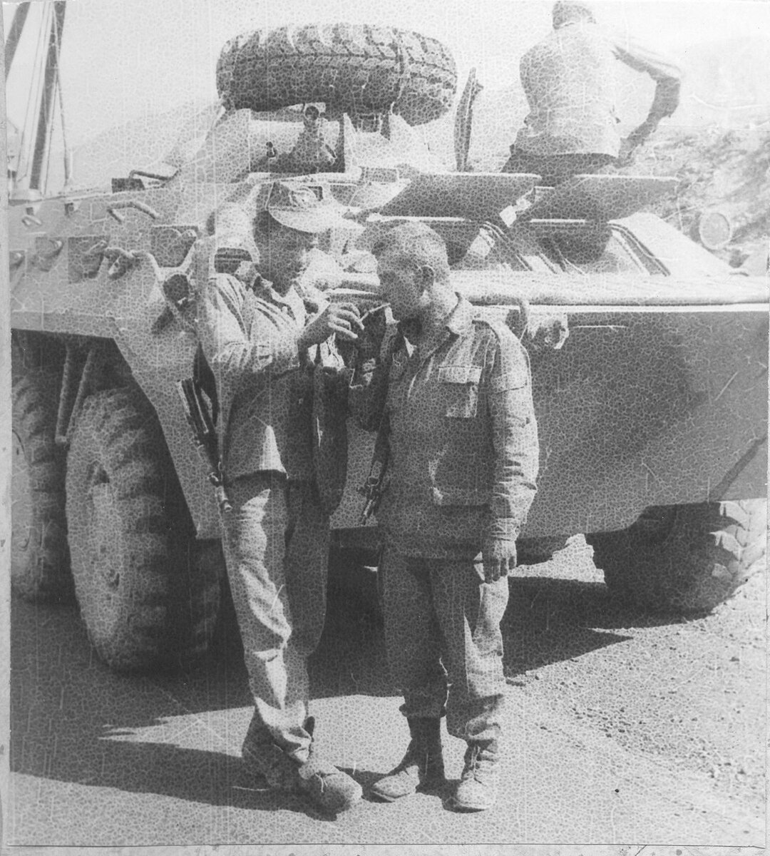 Стоим в Шейхабаде. Как раз в тот день.