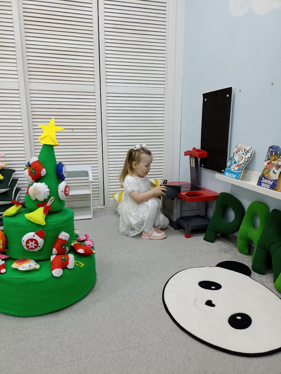 Маруся перед новогодней "сказкой" 