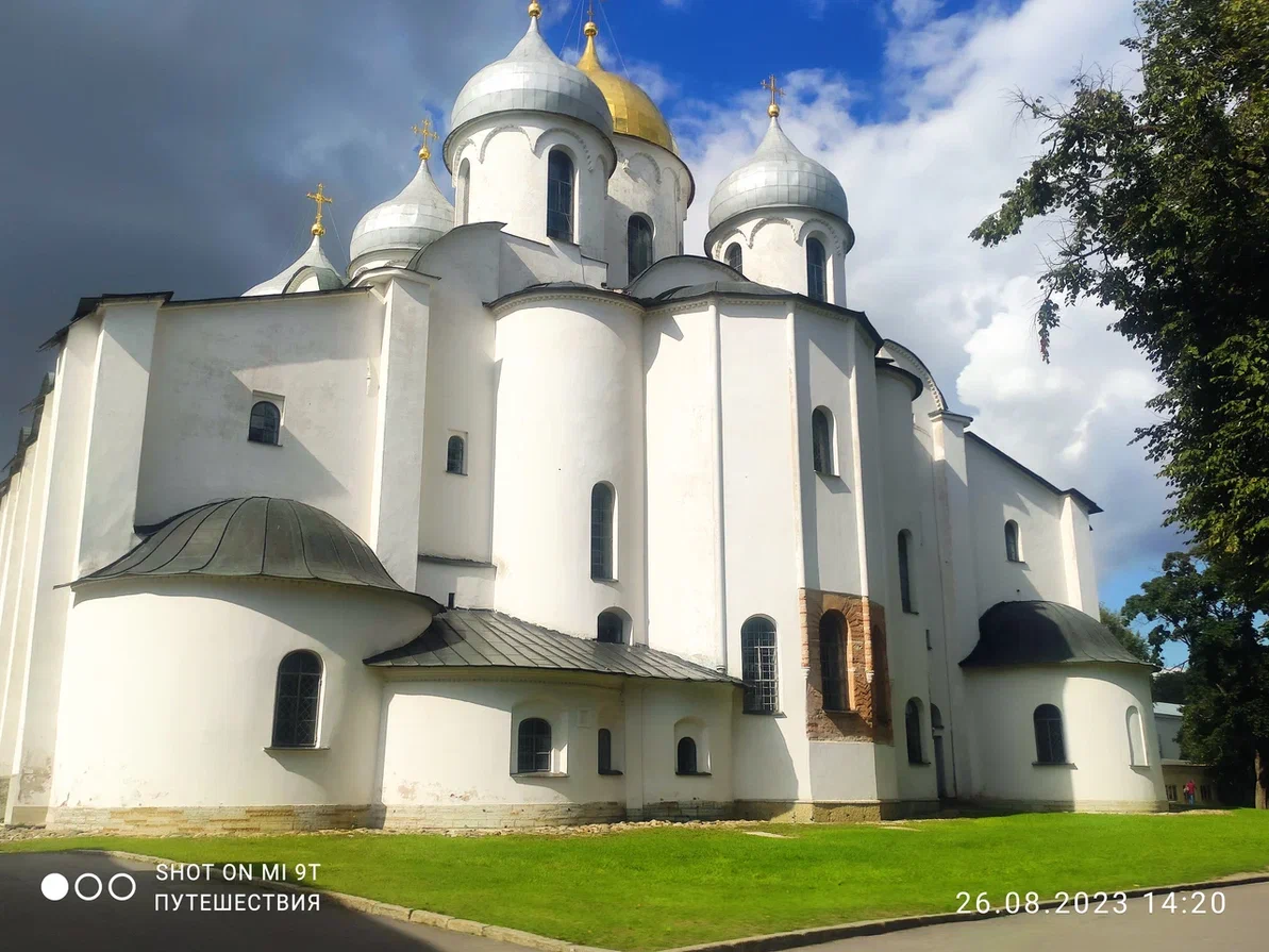 Софийский собор в Великом Новгороде: история, реликвии и легенды |  Бюджетные путешествия на машине | Дзен