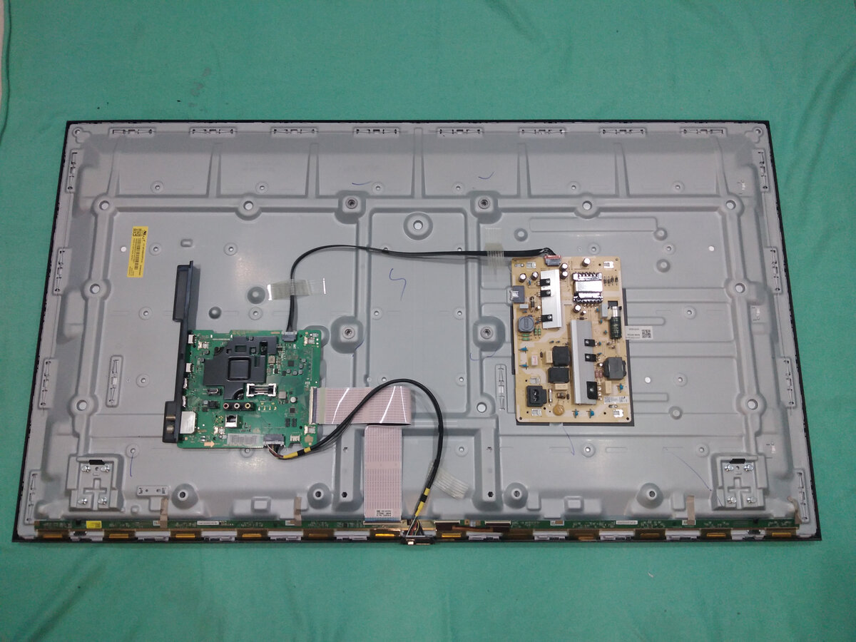 Ремонт матрицы Samsung UE50TU8000U (телевизор не включается) | Будни ...