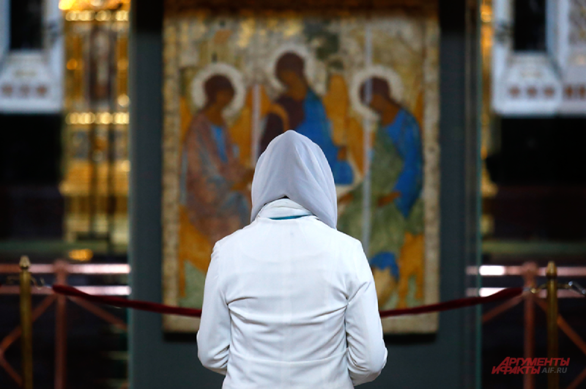    Икона «Троица» пробудет в храме Христа Спасителя до 23 июня