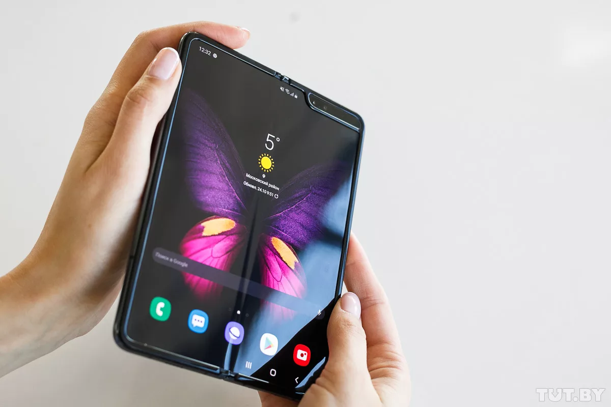 Телефон z fold 5. Смартфон Samsung Galaxy z fold3. Ыфьыгтп пфдфчн я Ащдв 2. Samsung Galaxy z Fold 2. Смартфон Samsung Galaxy z fold2 черный.