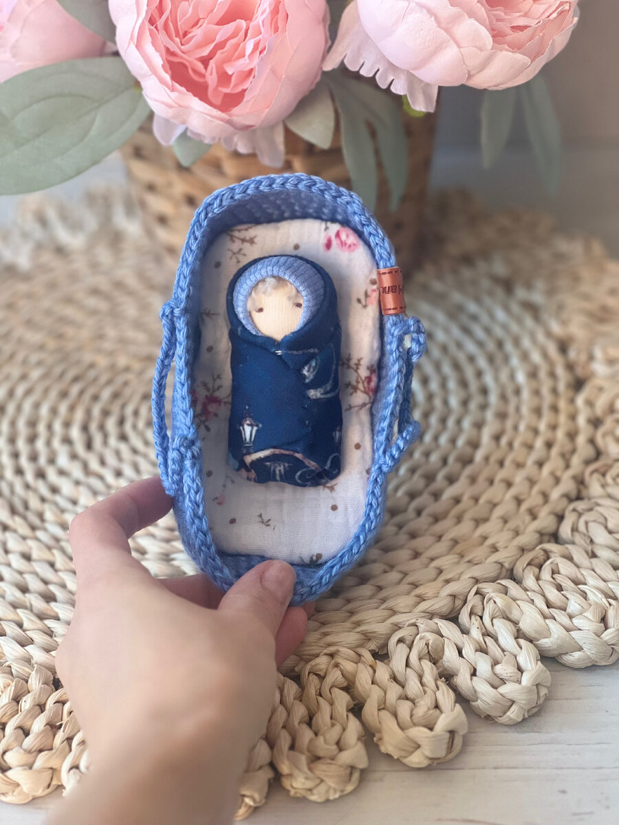 Вот сколько ложиться спать. Сон ребенка в два года. Сон у детей до года норма в таблице. В каком возрасте перестают спать днем. Нормы сна и бодрствования ребенка 4 года.