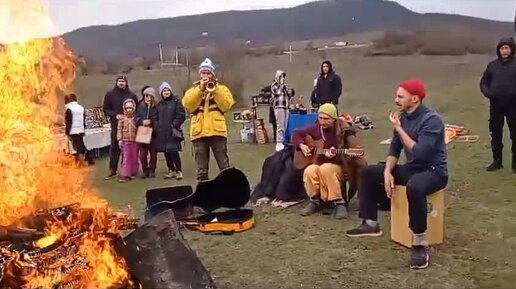 в крыму порно видео быстрый перепихон русские брюнетки - лучшее порно видео на 77koles.ru