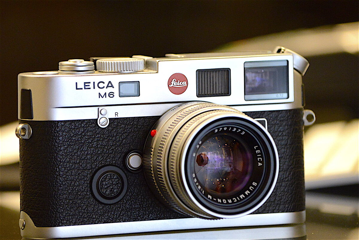 Leica M6