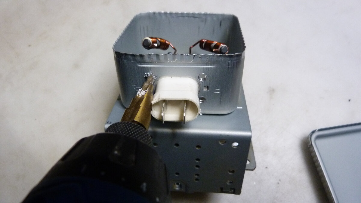 Пробой проходного конденсатора магнетрона. Как заменить ...