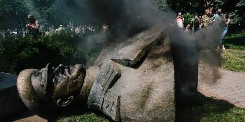 Имя сядет. Село название 3 класс русский язык. Мемные названия городов. Название деревень. Имя сядет.