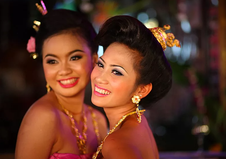Тайки Коул. Тайские девушки. Тайланд девушки. Красивые тайские девочки.
