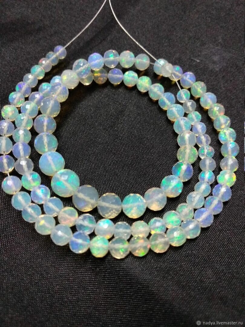 Опал. Фото из открытых источников