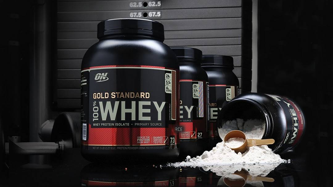 Протеин горячей водой. Протеин Whey Gold Standard Optimum Nutrition. Optimum Nutrition Gold Standard Whey 2,27kg. Optimum Nutrition 100% Whey Gold Standard 909 гр. Optimum Nutrition Gold Standard 100% Whey (907g).