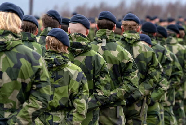    В Швеции хотят пополнить армию за счёт пожилых