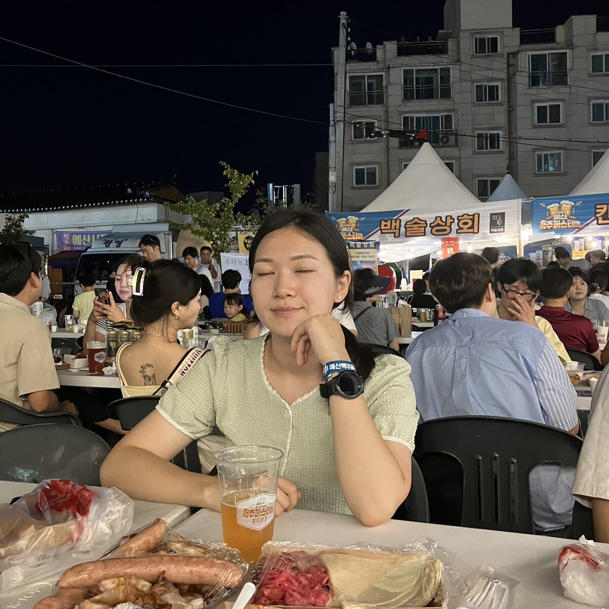 Фото с фестиваля пива в Корее 
