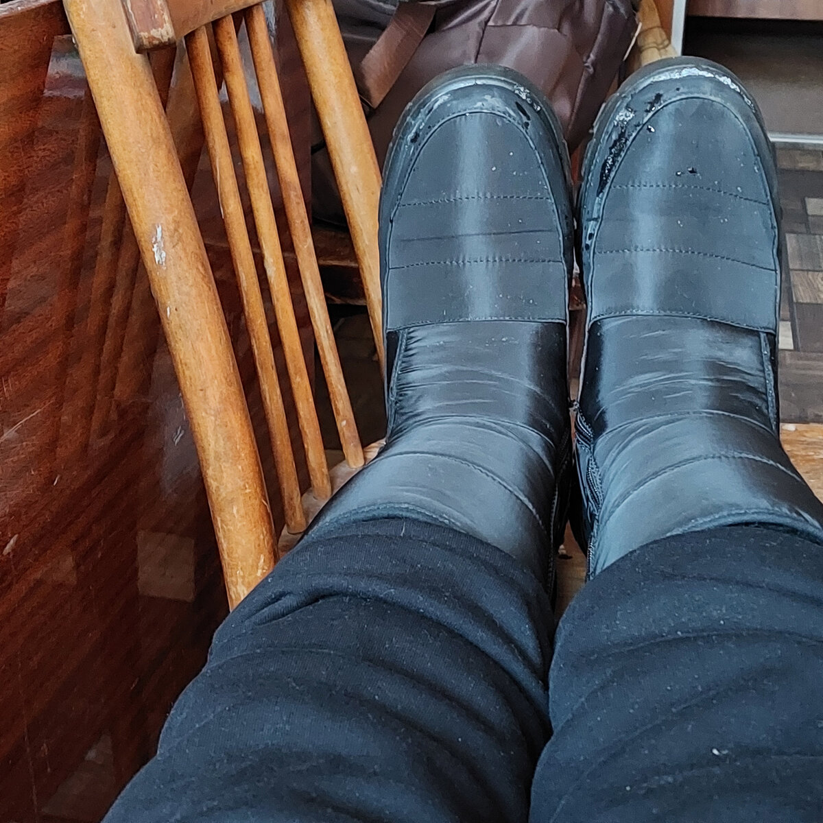 Заставки на рабочий стол 1920х1080 зима волга машина. К себе ешьте прикол. Едите или едете как правильно. Новогоднее ралли. Снегоходный туризм карелия.