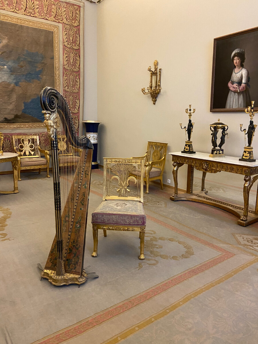 Фото автора.  Зал Эрмитажа, 2024 год. 