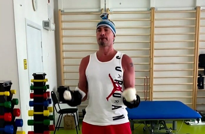    Перенесший тяжелую болезнь Костомаров рассказал о планах на будущее7info.ru