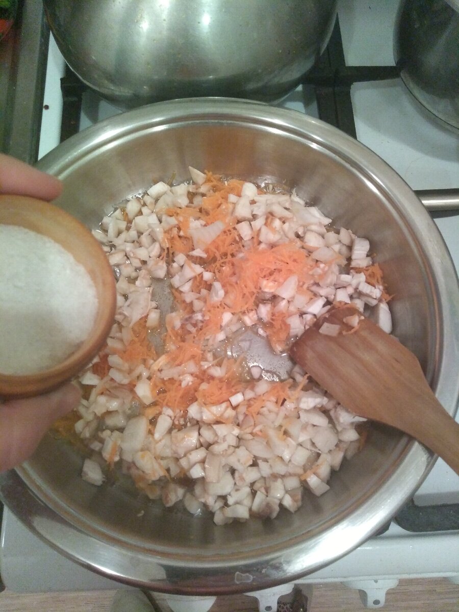 Ни когда ни кому не доказвай. Хочется видеть в людях только хорошее. Есть моменты которые хочется. Хочу тебя увидеть. Увидев захотелось.