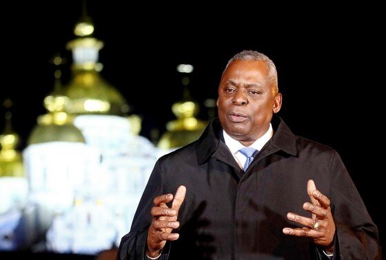    Ллойд Остин