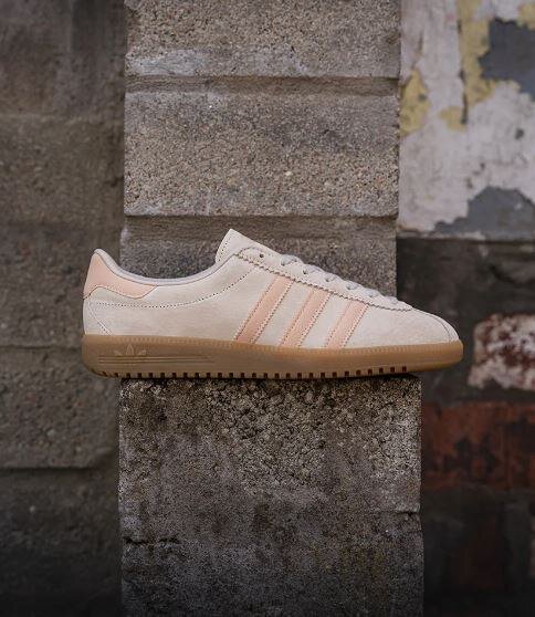 Adidas bermuda outlet beige