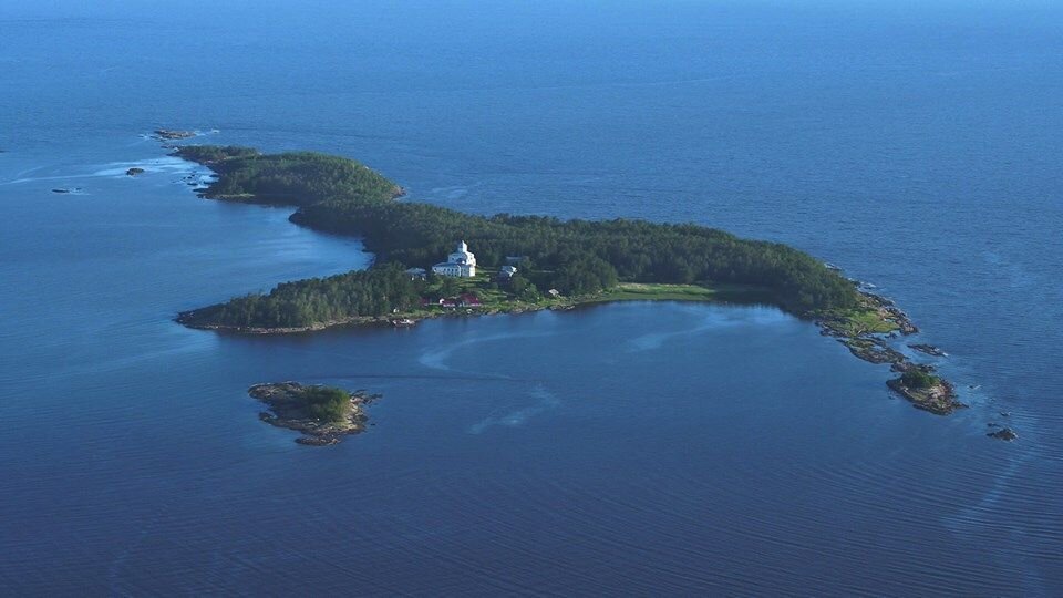 Остров Авлония в Мраморном море