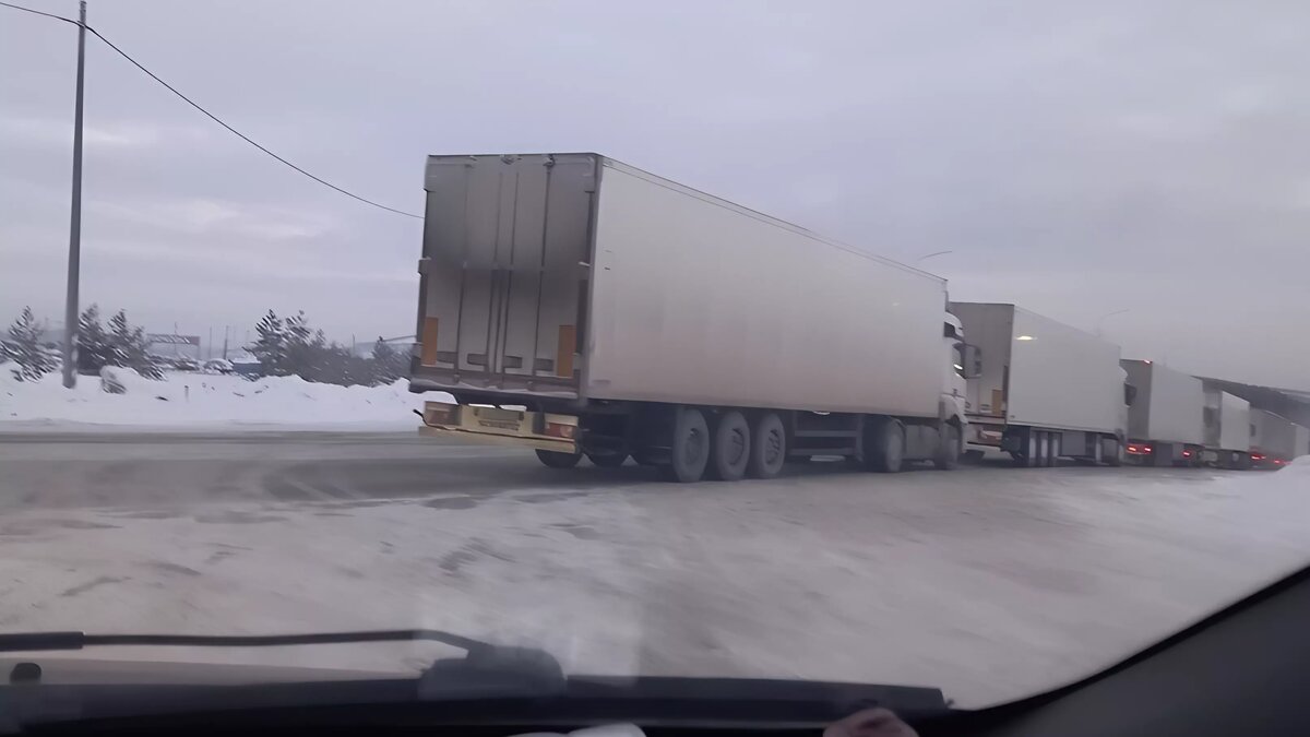 Пробка из-за ДТП возникла на трассе М-5 в Челябинской области | Курс Дела |  Дзен